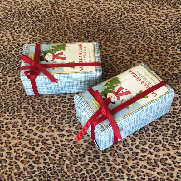 2bars-12.4 oz-French milled Vanilla Sugar Snowman soap - Picture 4 of 9